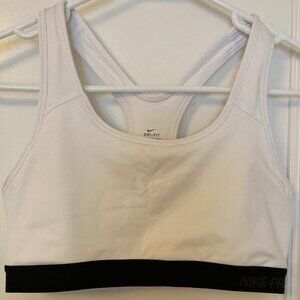 Nike Pro sports bra LARGE